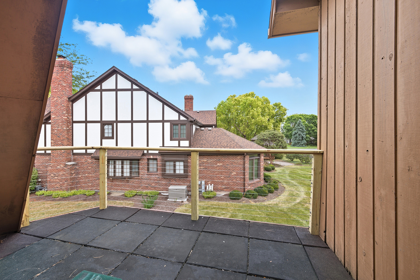 607 Berkshire Court Downers Grove IL 60516