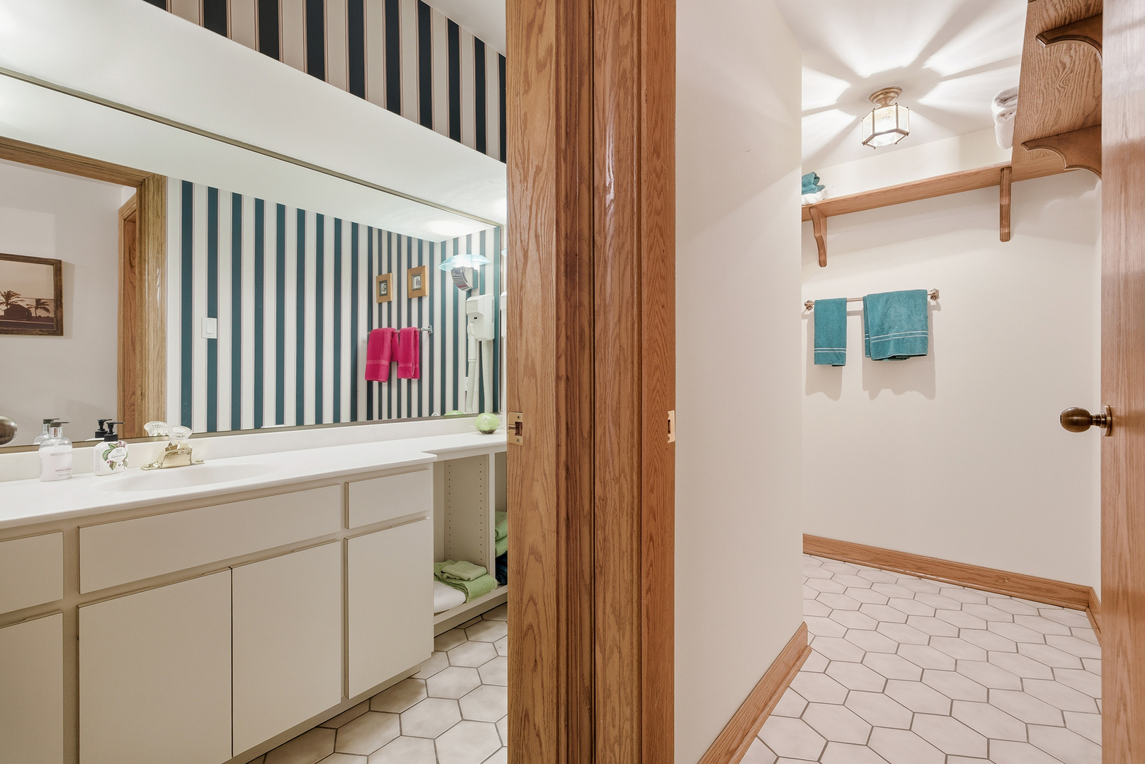 607 Berkshire Court Downers Grove IL 60516