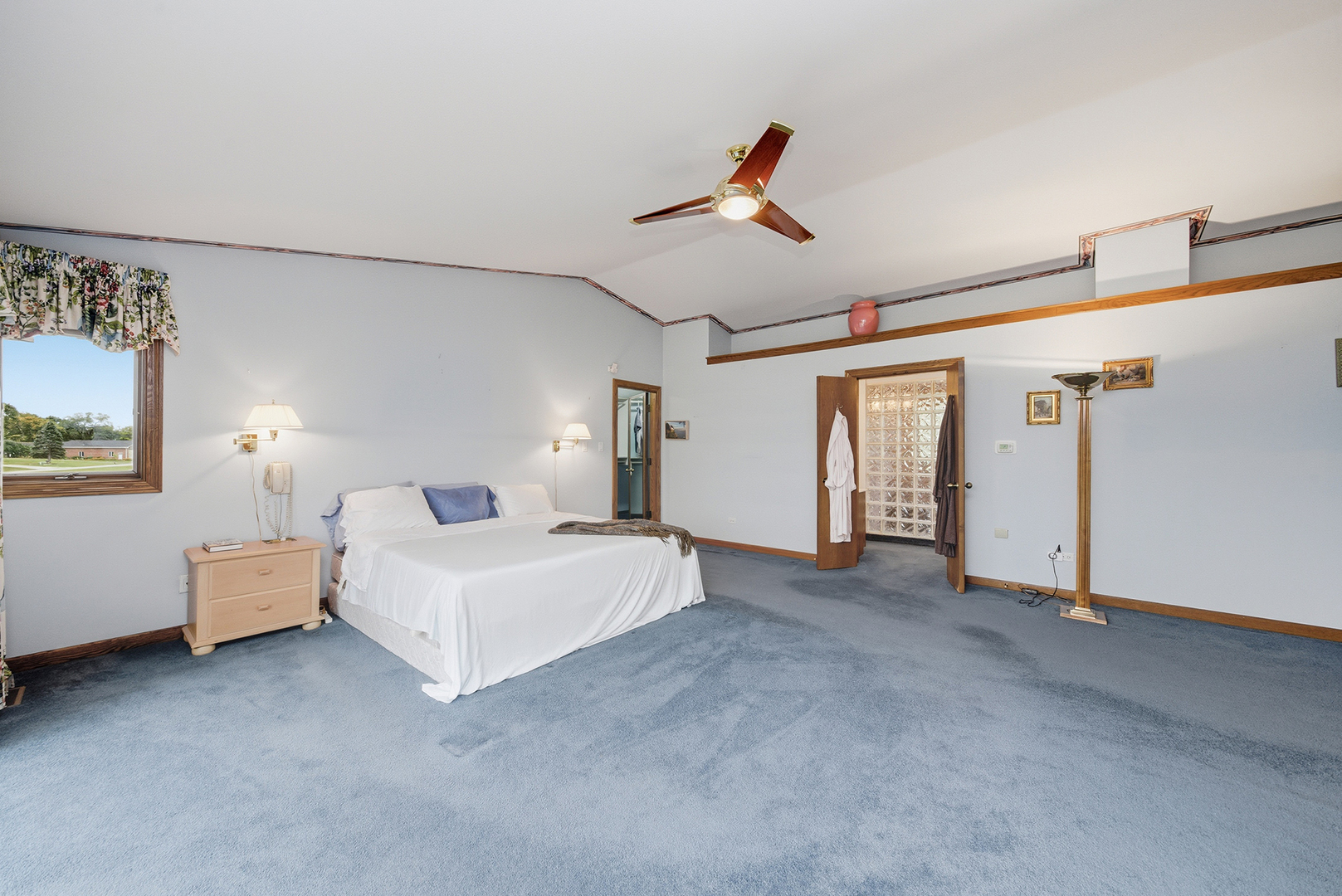 607 Berkshire Court Downers Grove IL 60516