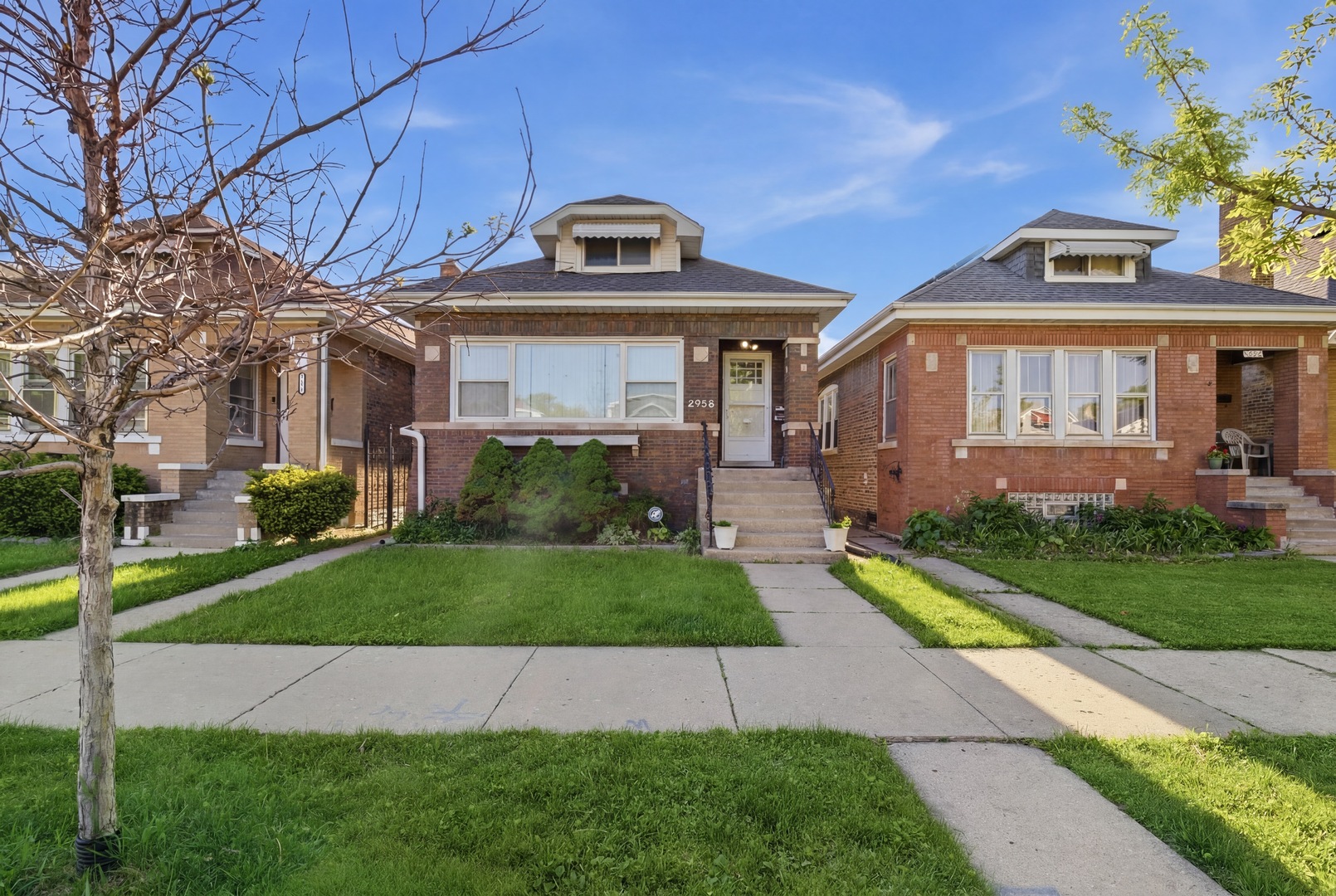 2936 North Kenneth Avenue Chicago IL 60641