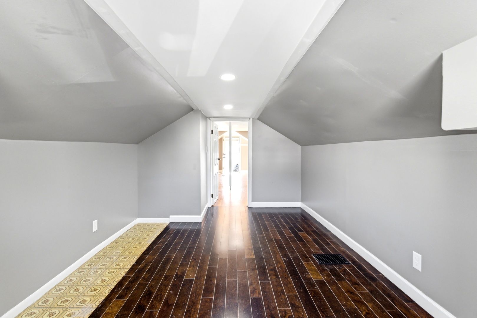 2936 North Kenneth Avenue Chicago IL 60641