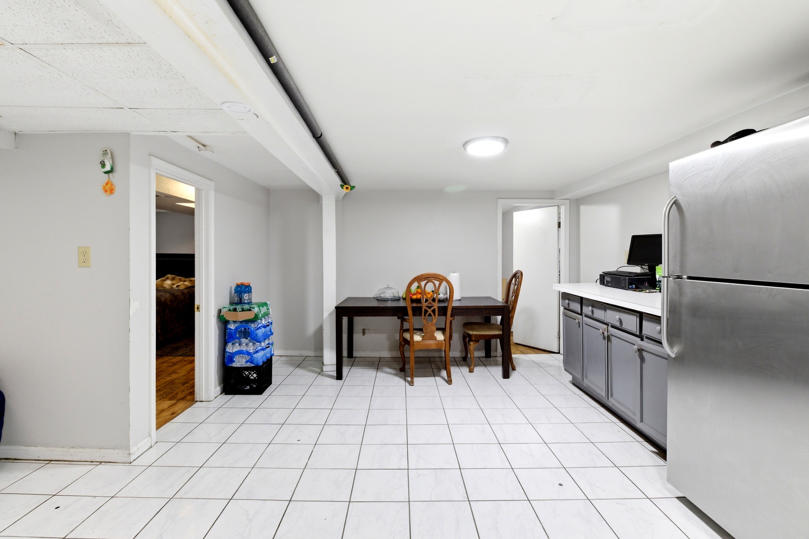 2936 North Kenneth Avenue Chicago IL 60641