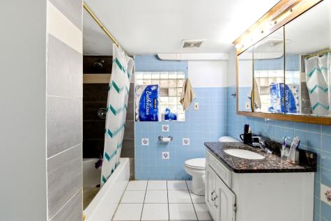 2936 North Kenneth Avenue Chicago IL 60641
