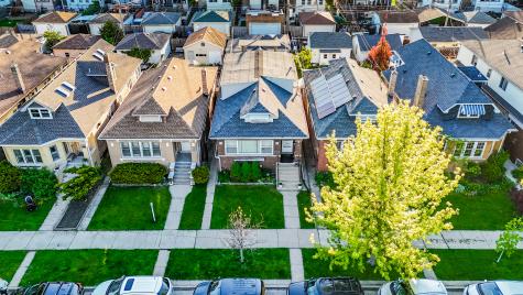 2936 North Kenneth Avenue Chicago IL 60641