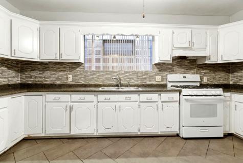 2936 North Kenneth Avenue Chicago IL 60641