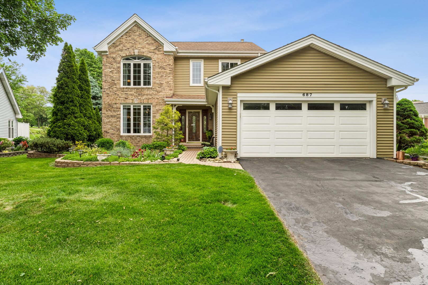 687 Rose Lane Bartlett IL 60103
