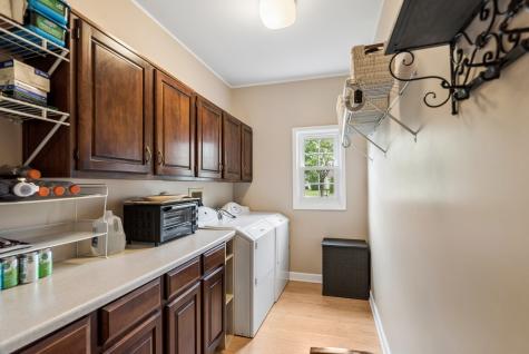 687 Rose Lane Bartlett IL 60103