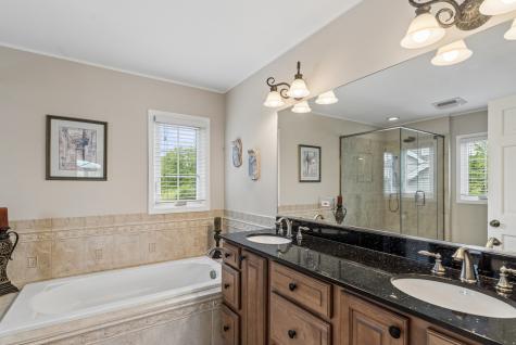 687 Rose Lane Bartlett IL 60103