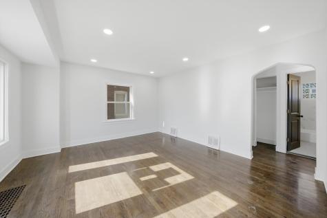 14104 South Clark Street Riverdale IL 60827
