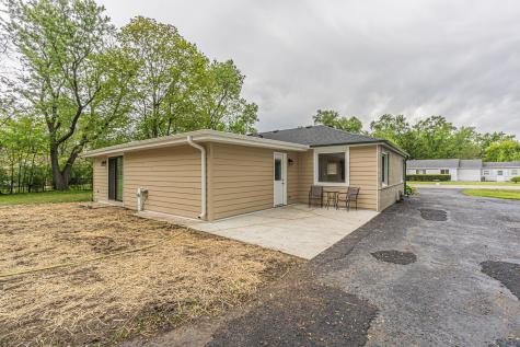 1055 North Bluebonnet Lane Hoffman Estates IL 60169