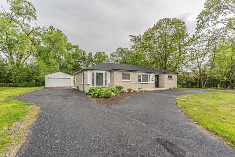 1055 North Bluebonnet Lane Hoffman Estates IL 60169