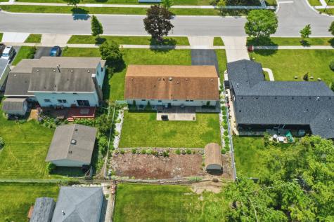 356 Banbury Avenue Elk Grove Village IL 60007