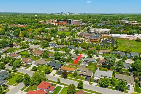 356 Banbury Avenue Elk Grove Village IL 60007