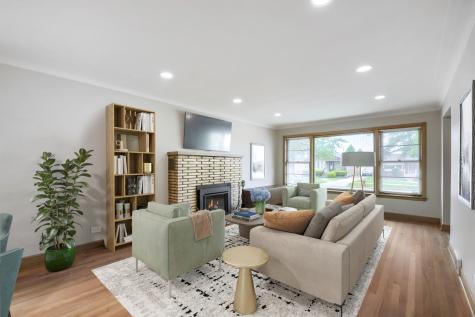 8531 South Tripp Avenue Chicago IL 60652