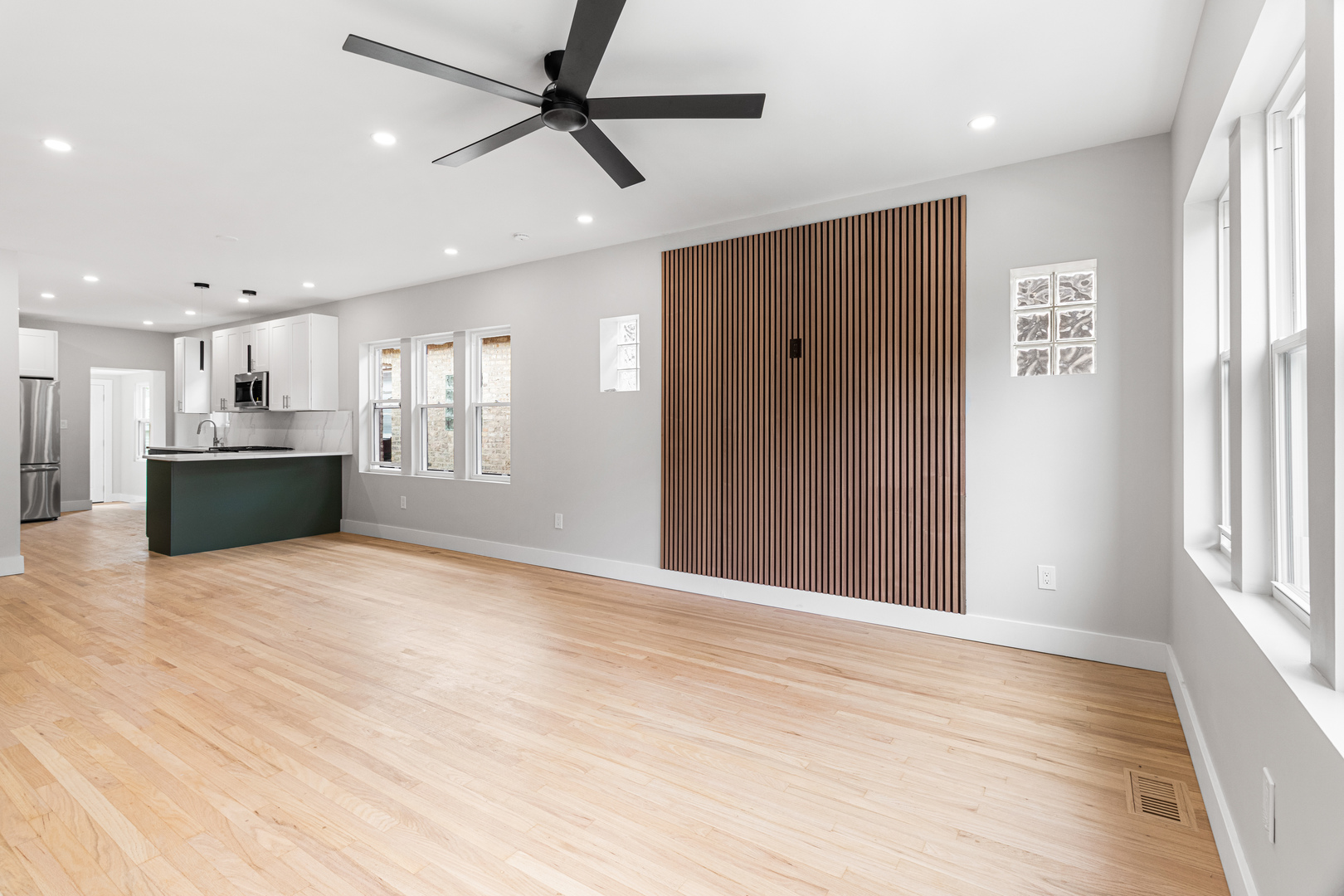 4829 West Strong Street Chicago IL 60630