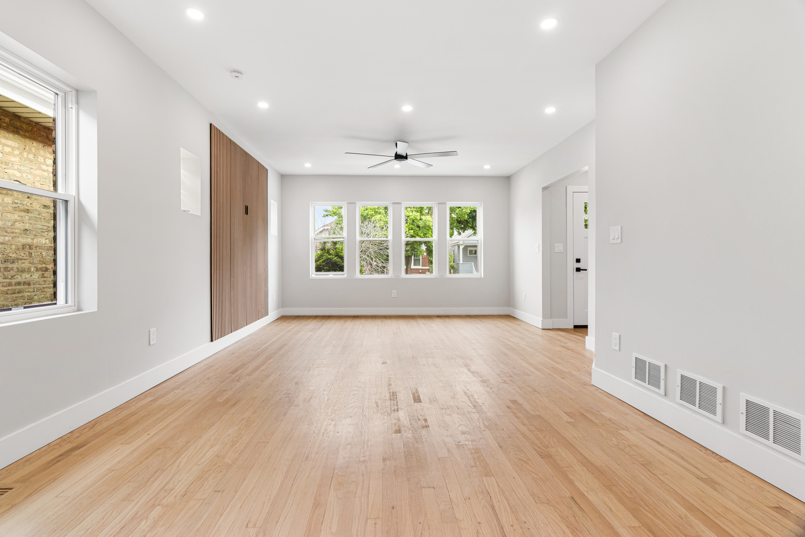 4829 West Strong Street Chicago IL 60630