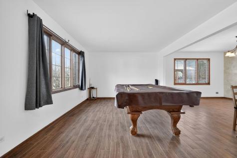 420 Windsor Drive Oswego IL 60543