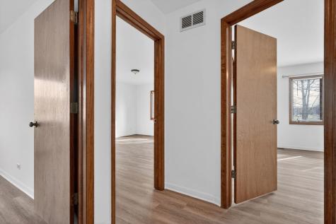 420 Windsor Drive Oswego IL 60543