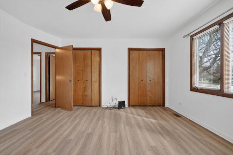 420 Windsor Drive Oswego IL 60543