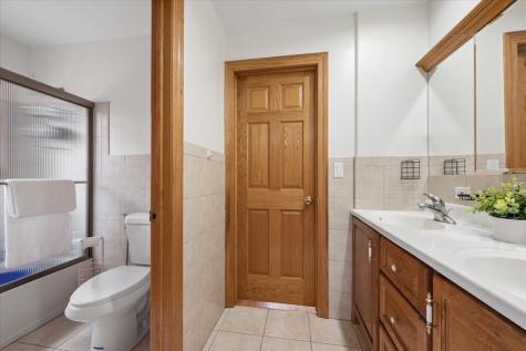 8317 West Ballard Road Niles IL 60714