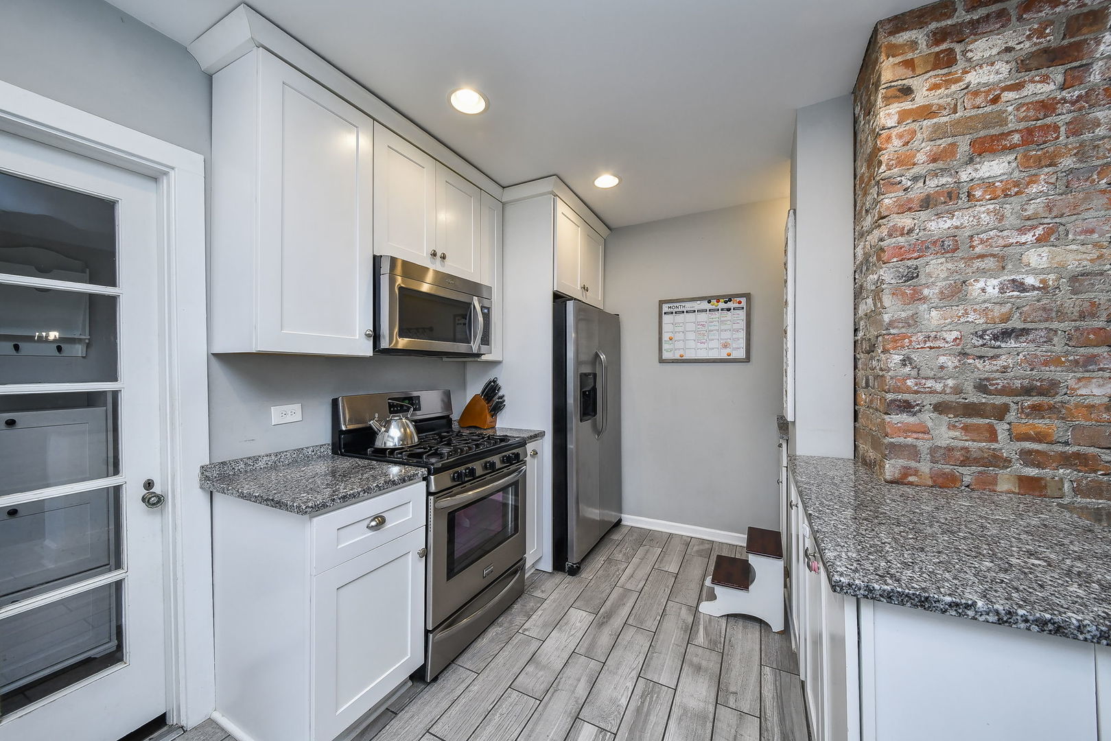 522 South West Street Wheaton IL 60187