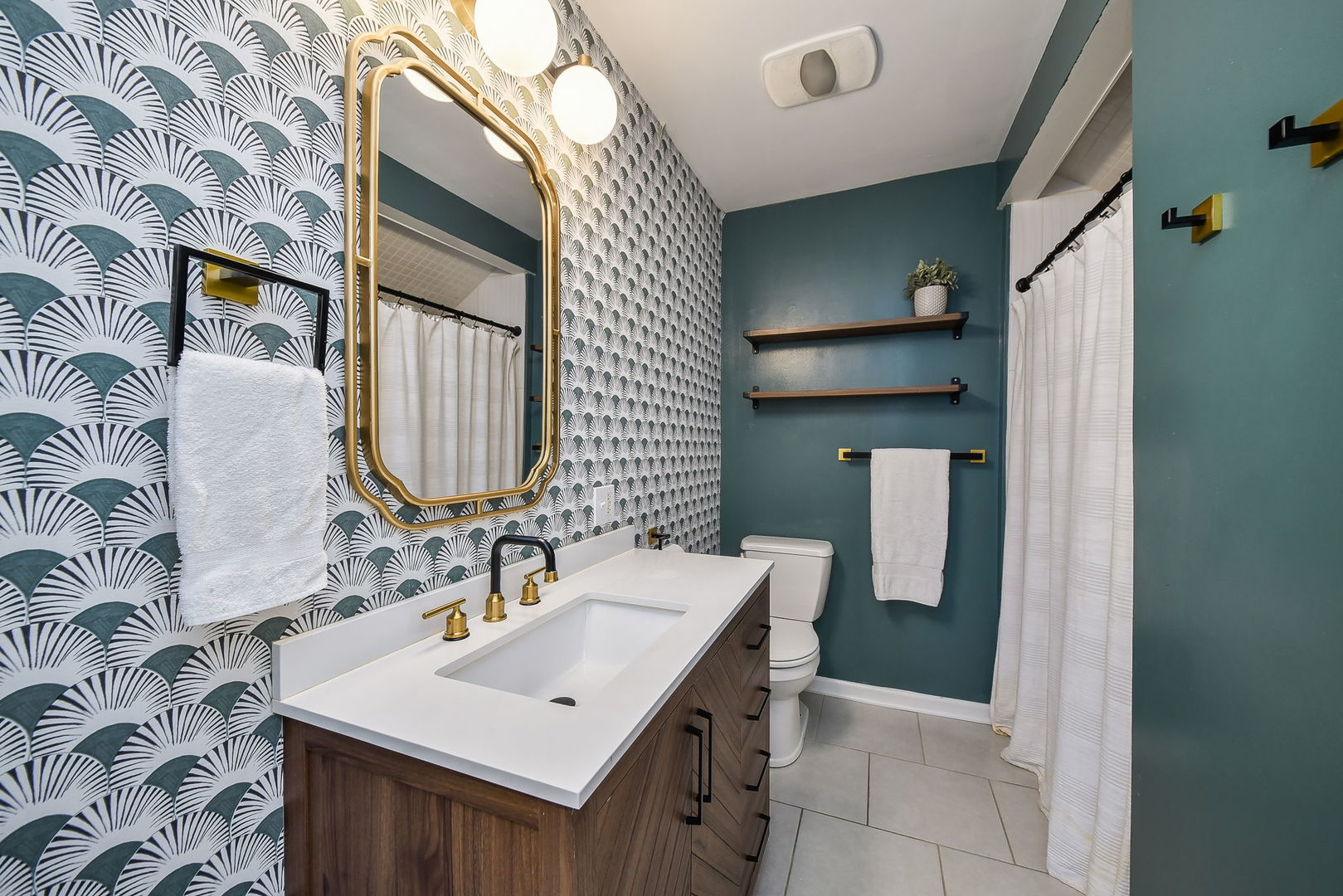 522 South West Street Wheaton IL 60187