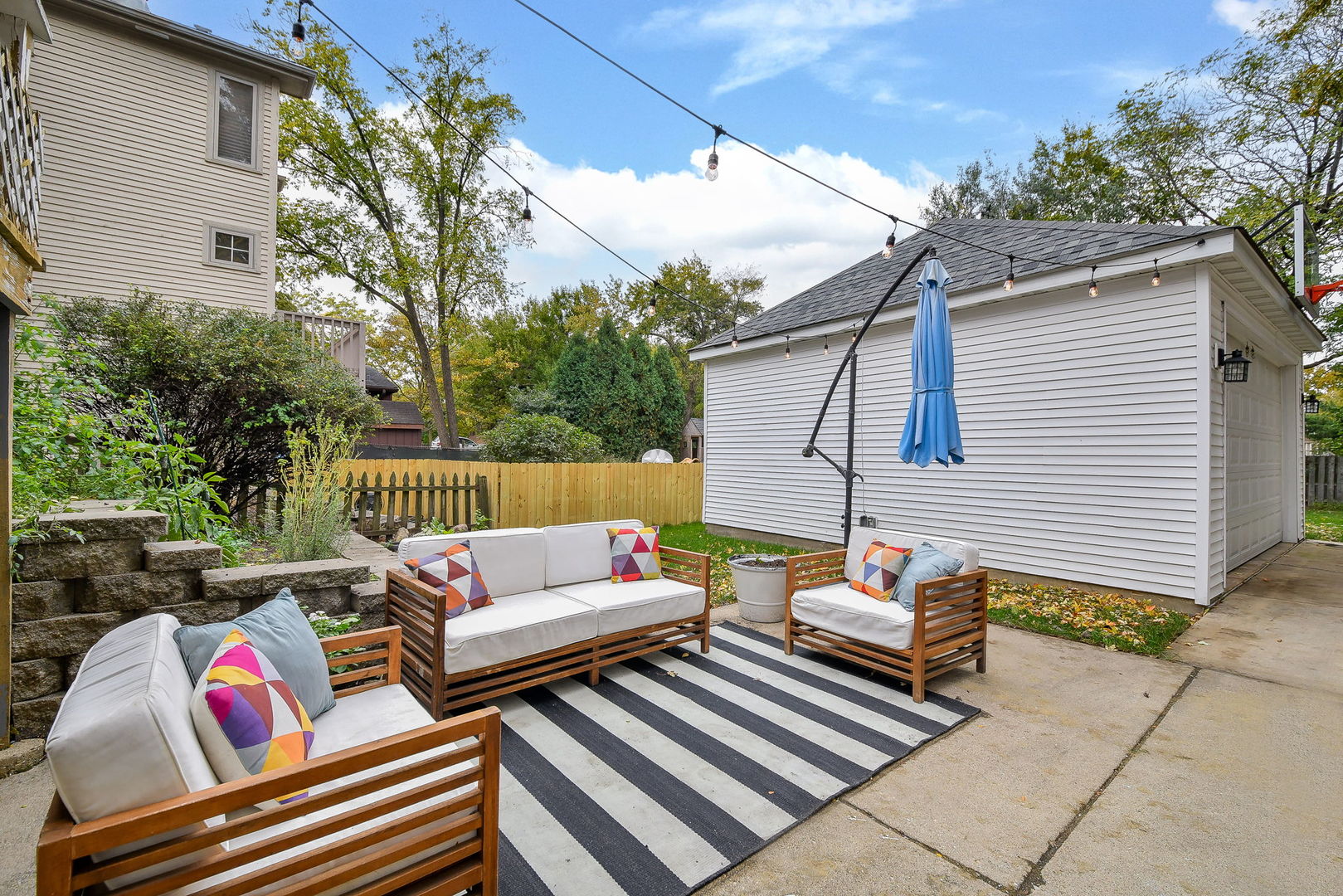 522 South West Street Wheaton IL 60187