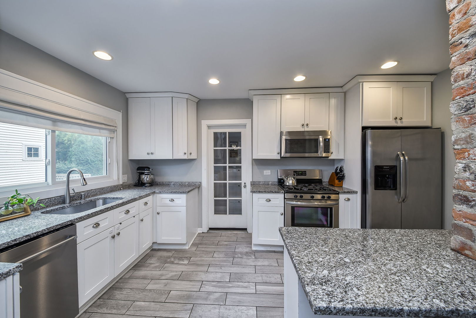 522 South West Street Wheaton IL 60187