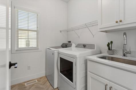 1207 Briarwood Lane Mahomet IL 61853