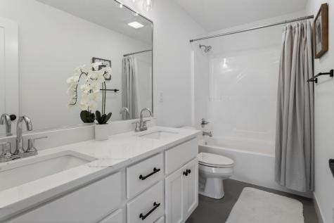1207 Briarwood Lane Mahomet IL 61853