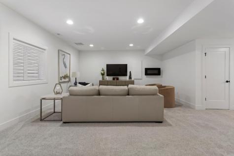 1207 Briarwood Lane Mahomet IL 61853