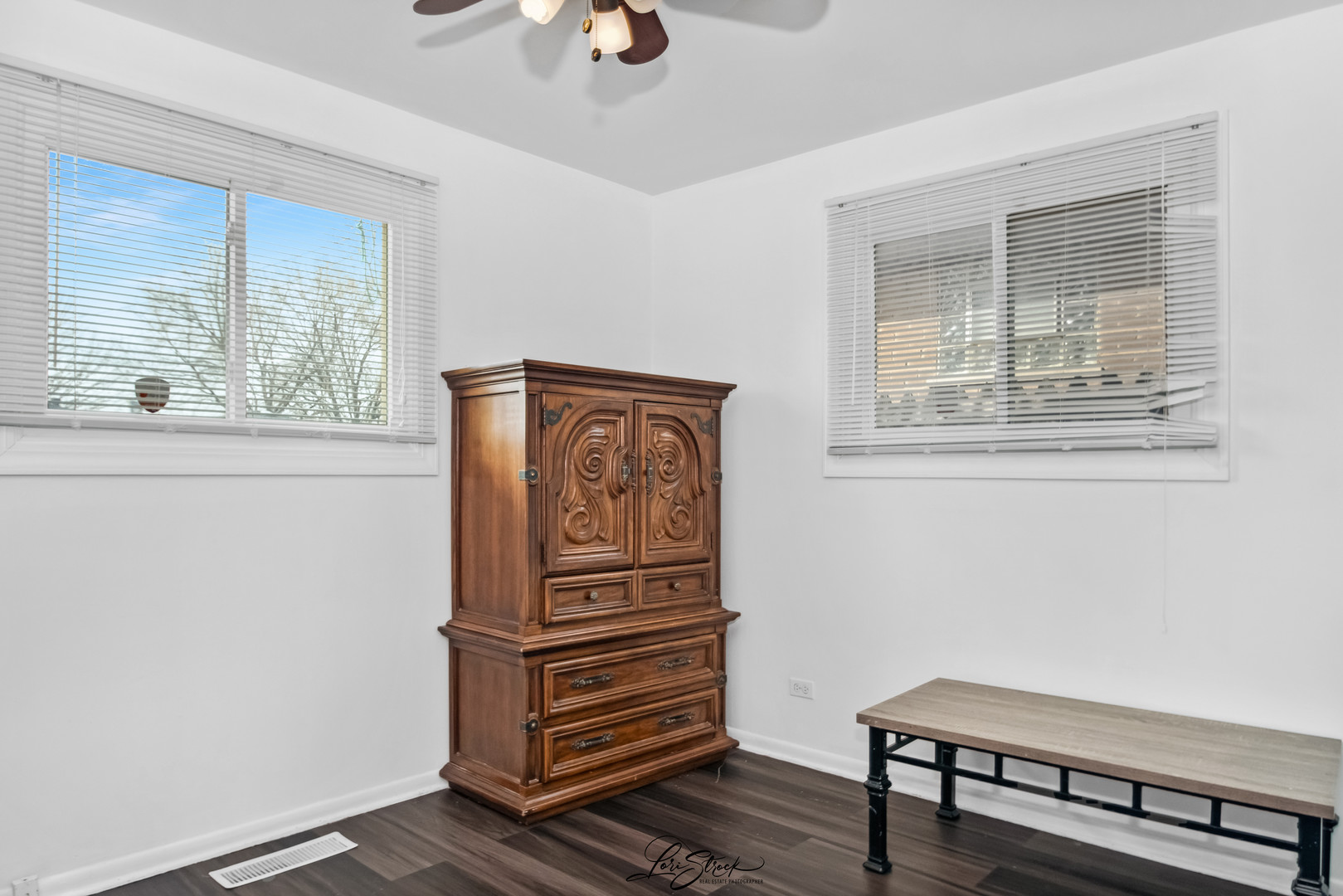 12704 South Muskegon Avenue Chicago IL 60633