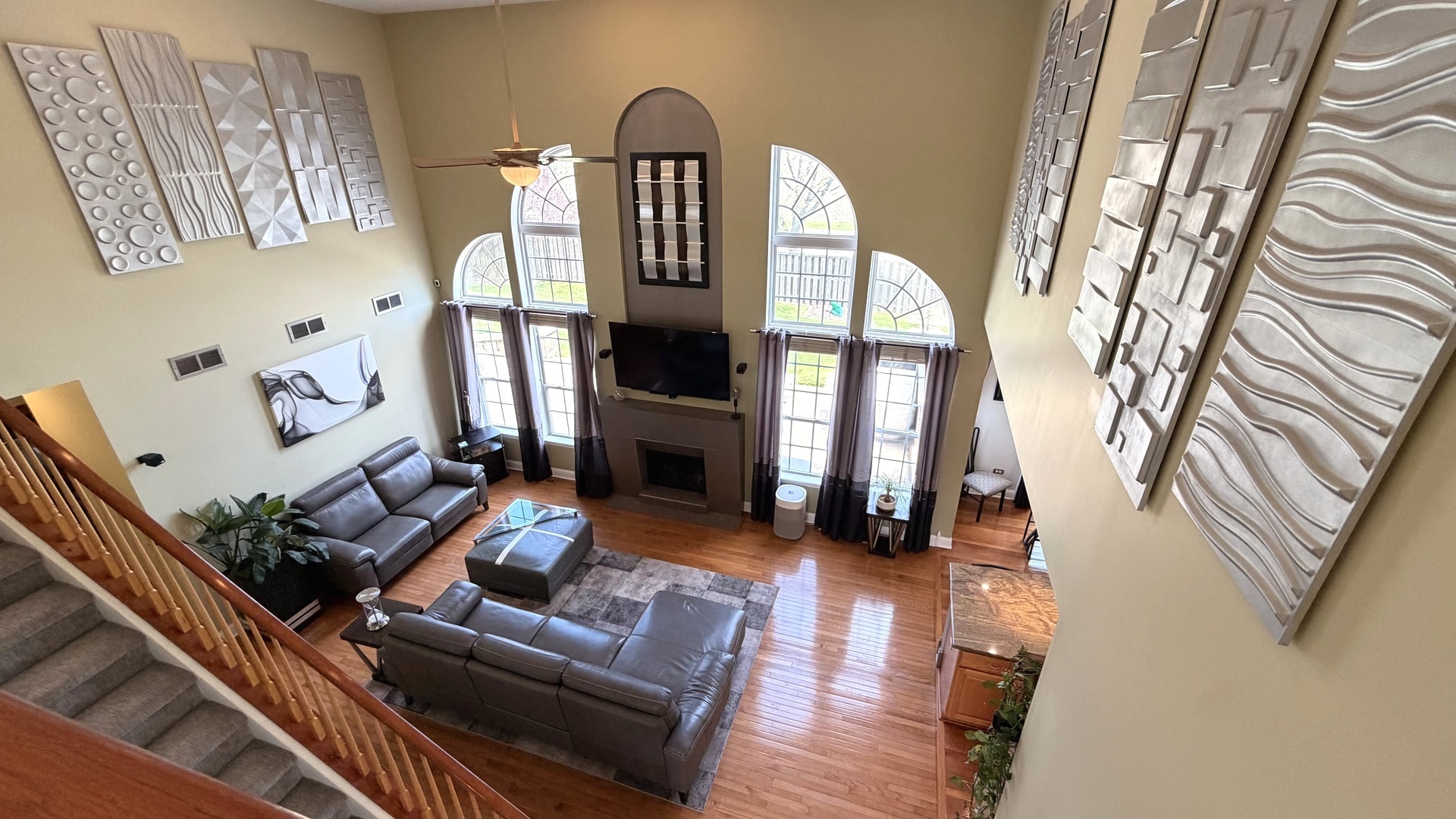 6 Glenview Court Bolingbrook IL 60490