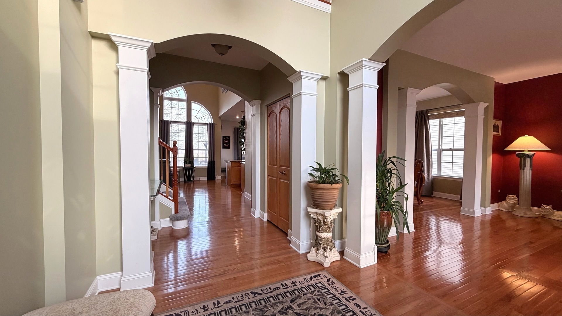 6 Glenview Court Bolingbrook IL 60490