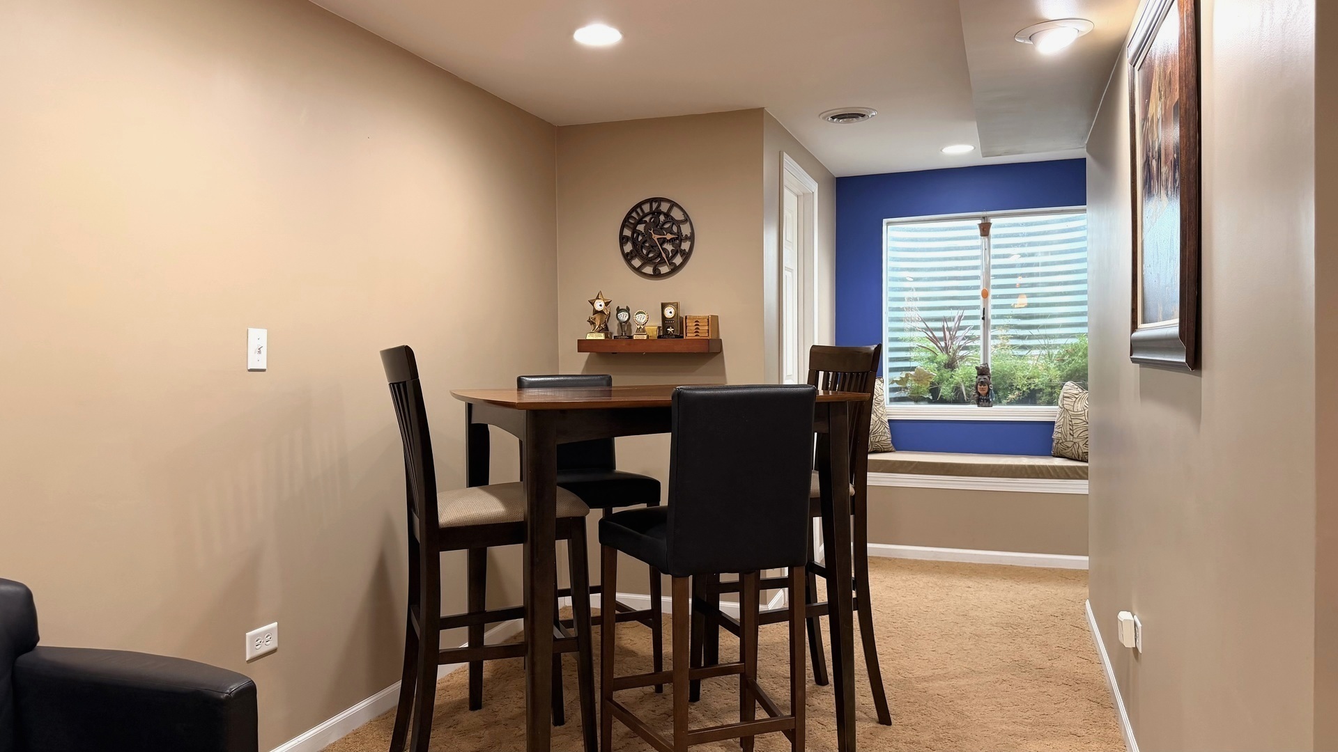 6 Glenview Court Bolingbrook IL 60490
