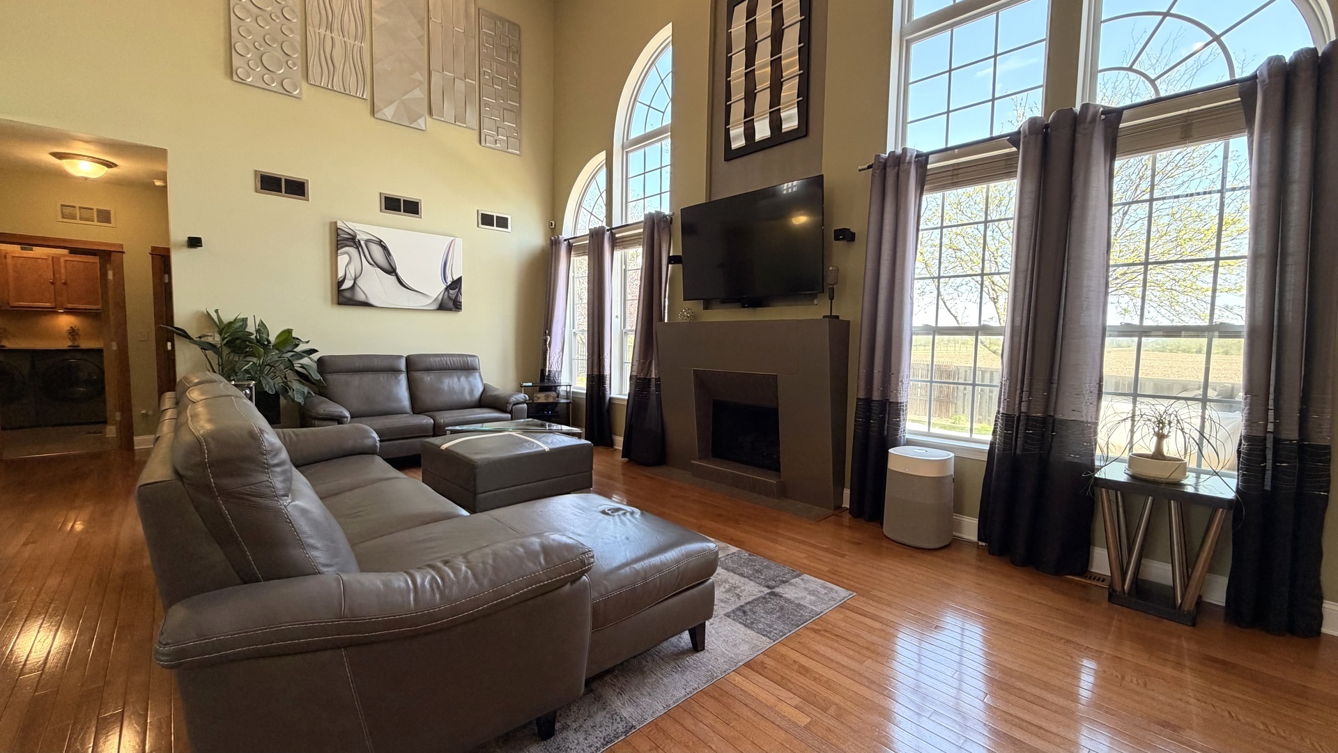 6 Glenview Court Bolingbrook IL 60490