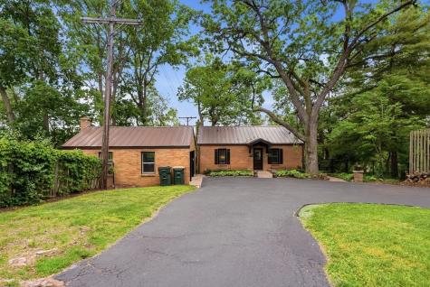 1020 Woodland Avenue Batavia IL 60510