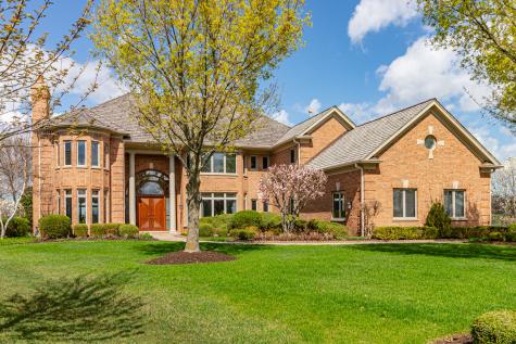 1611 Burr Oak Drive Libertyville IL 60048