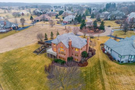 1611 Burr Oak Drive Libertyville IL 60048