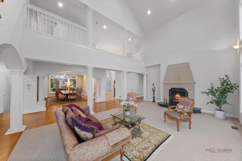 1611 Burr Oak Drive Libertyville IL 60048