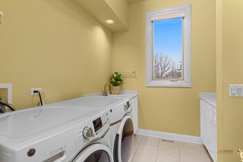 1611 Burr Oak Drive Libertyville IL 60048