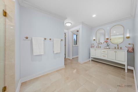 1611 Burr Oak Drive Libertyville IL 60048