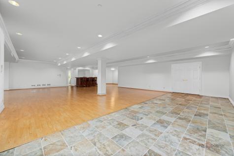1611 Burr Oak Drive Libertyville IL 60048