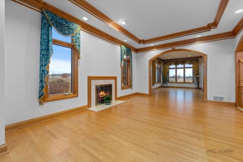 1611 Burr Oak Drive Libertyville IL 60048