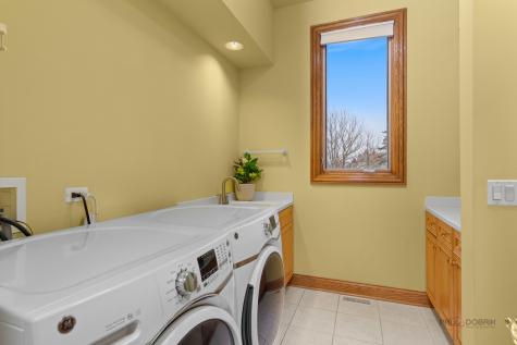 1611 Burr Oak Drive Libertyville IL 60048