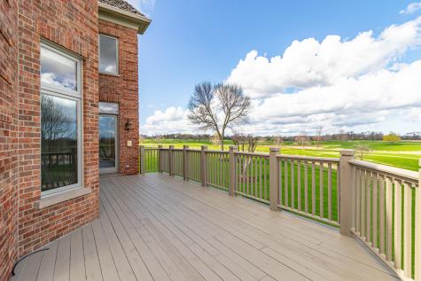 1611 Burr Oak Drive Libertyville IL 60048