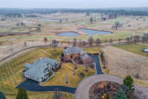 1611 Burr Oak Drive Libertyville IL 60048