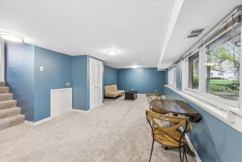 24 East Congress Street Villa Park IL 60181