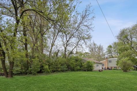 24 East Congress Street Villa Park IL 60181