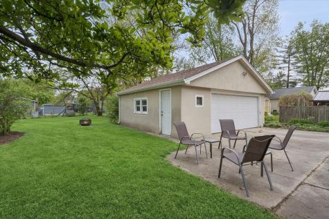 24 East Congress Street Villa Park IL 60181